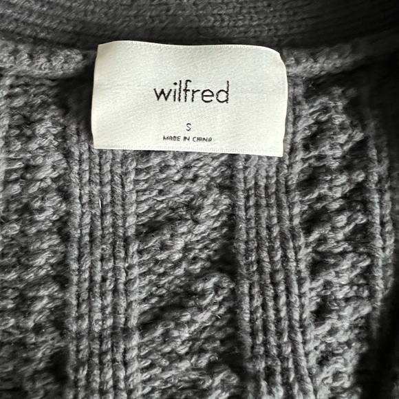 Aritzia New Alps Cardigan - size small - charcoal grey - Picture 8 of 9